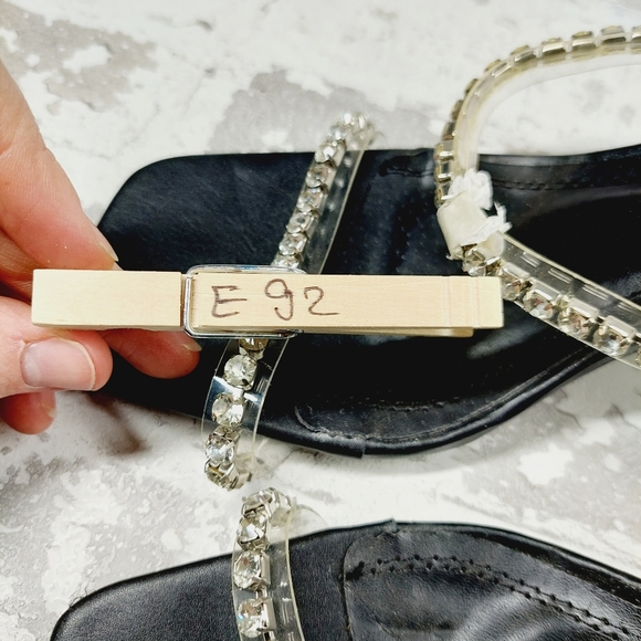 CHASE & CHLOE Double Rhinestone Pyramid Heel Sandal In Black Silver E92 - Picture 10 of 10